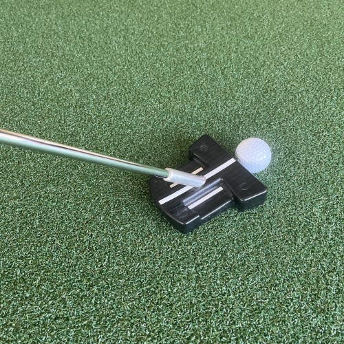 Straight Shotz Shuffle Board Side Saddle Alternative Golf Putter