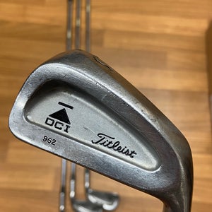 Titleist DCI 962 RH Iron Set / Reg flex Set Of 4 (Irons 5,6,8,9)