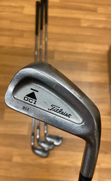 Titleist DCI 962 RH Iron Set / Reg flex Set Of 4 (Irons 5,6,8,9)