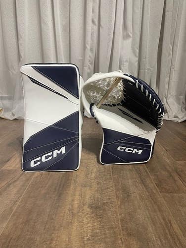 Brand new CCM Axis 2.9 intermediate Glove and Blocker