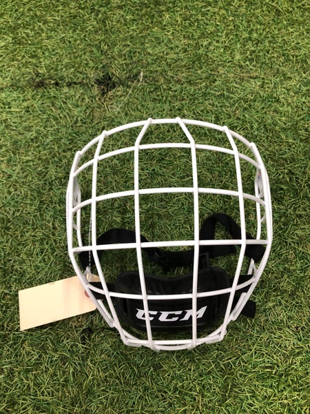 Medium Junior CCM FM580 Full Cage (Used)