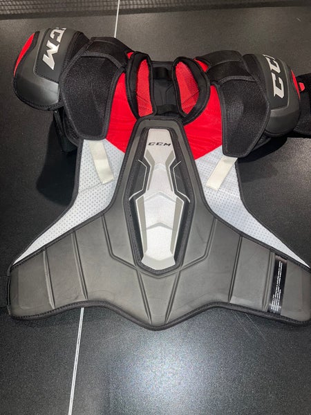 XL Senior CCM JetSpeed FT4 Shoulder Pads (Used)