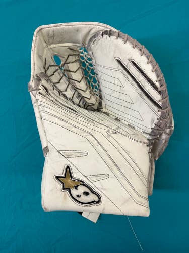 White Intermediate Brian's G-Netik X5 Goalie Glove Regular (Used)