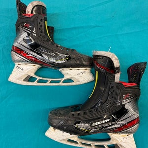 Senior Bauer Vapor 2X Pro Hockey Skates Regular Width 8 (Used)