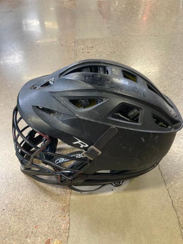 Black Adult Cascade R Helmet (Used)