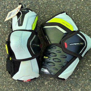 Junior Medium Bauer Vapor Hyperlite Elbow Pads (Used)