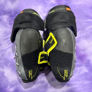 Junior Large CCM XF Elbow Pads (Used)