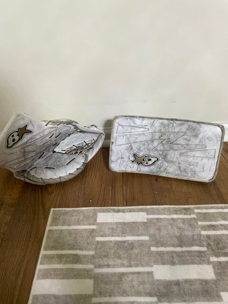 Brain’s netzero youth goalie blocker and glove