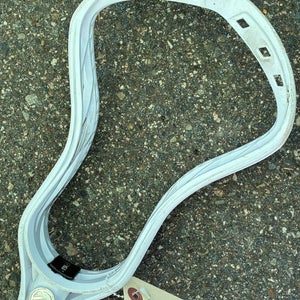 White Maverik Havok 2 Unstrung Head (Used)