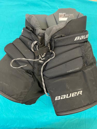 Black Intermediate Medium Bauer Elite Hockey Goalie Pants (Used)