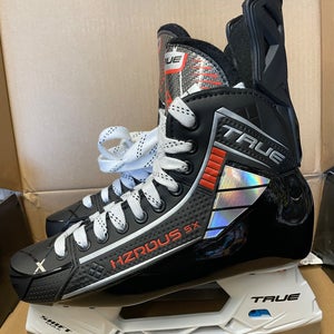 NEW True HZRDUS 5X Hockey Skates 10.5 Regular