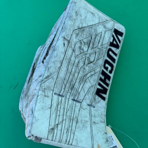 White Intermediate Vaughn Velocity VE8 Goalie Blocker Regular