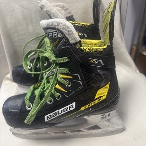 Junior Size 3D Bauer Supreme M4 Ice Hockey Skates