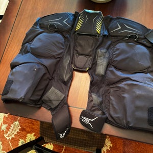 XL Junior Bauer Hockey Pants (Used)