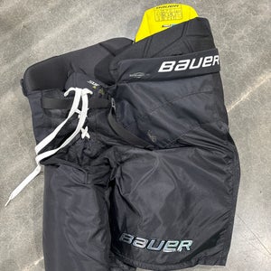 Black Senior Large Bauer Supreme Ignite Pro Hockey Pants (Used)