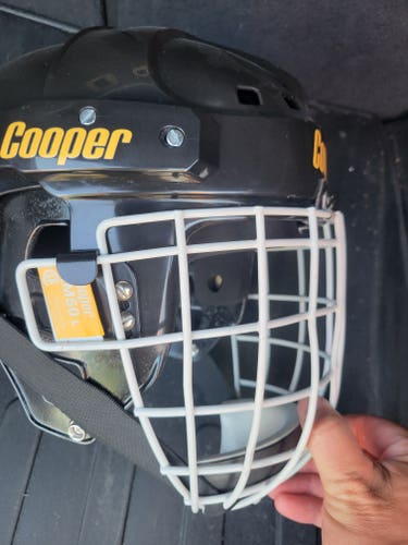 Senior Sk2000 Goalie Mask (New)