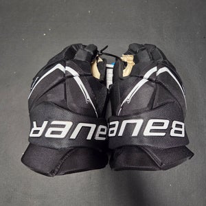 Bauer Vapor Flypro Gloves Senior 14" (New) black/white