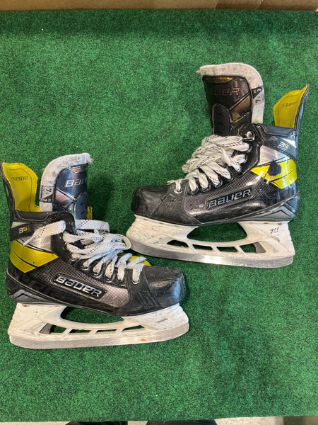 Senior Bauer Supreme 3S Hockey Skates |  (Fit 3) Size 7.5 (Used)