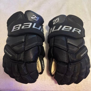 Bauer supreme 2s pro hockey gloves