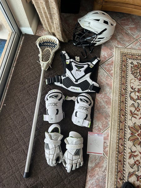 Lacrosse equipment! Full set up! Meets NOCSAE . Higher end gear