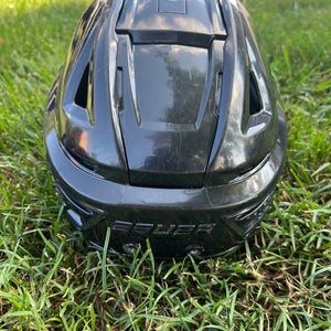 Medium Bauer Re-Akt 150 Helmet (Used)