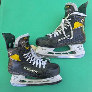 Senior Bauer Supreme 3S Pro Hockey Skates 7.5 (Used)