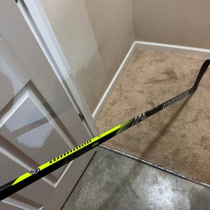 New Warrior Alpha LX2 Left Hand Hockey Stick (85 Flex W28)