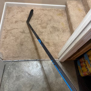 New Warrior Covert QR6 Pro Right Handed Hockey Stick (85 Flex P92) Justin Faulk