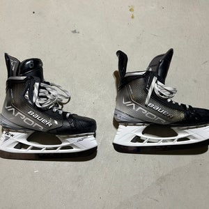 Bauer Vapor Hyperlite Hockey Skates Narrow Width  Pro Stock 8 (Used)