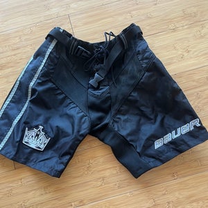 LA Kings Black Medium Bauer Team Pant Shell (Used)
