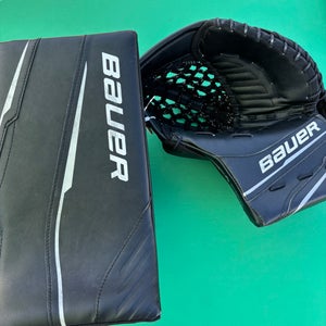 Black Junior Bauer GSX Goalie Gloves & Blockers Regular (Used)