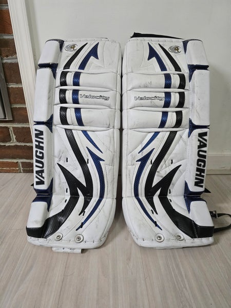 26"+1" Vaughn Velocity V4 Goalie Leg Pads White, Blue, and Black (Used)