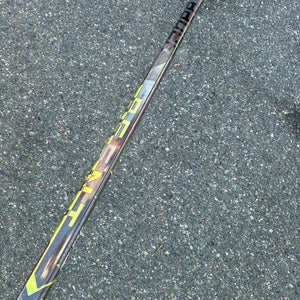 Intermediate Bauer Ag5nt Hockey Stick Right Handed P92M (Used)