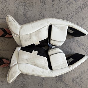 Ice hockey goalie pads