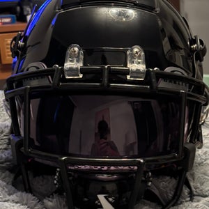Youth Medium Schutt F7 Helmet (New)