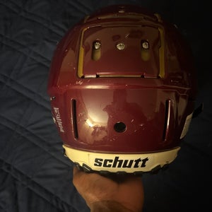 Adult Extra Large Schutt F7 Helmet (Used)