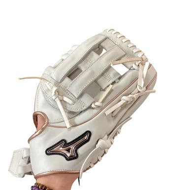 Used Mizuno MVP SELECT RH Throw Fastpitch Gloves White 12" 11479-S000397138