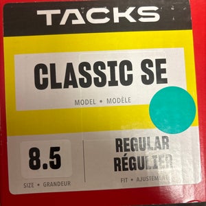 CCM Classic SE Hockey Skates   8.5 (New)