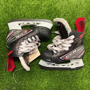 Youth CCM JetSpeed FT2 Hockey Skates Regular Width 11 (Used)