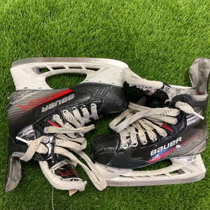 Junior Bauer Vapor X LTX Pro Hockey Skates Extra Wide Width Size 2.5 (Used)