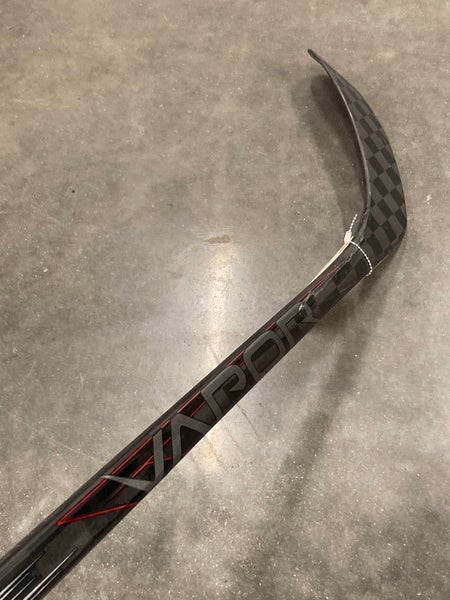 Used Senior Bauer Vapor Hyperlite 2 Right Handed Hockey Stick P28