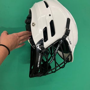 White Adult Cascade CPV-R Helmet (Used)