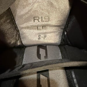 Intermediate Small 2017 CCM Premier R1.9 Hockey Goalie Pants  (Used)
