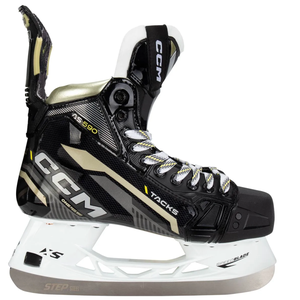 New Senior CCM Tacks AS-590 Hockey Skates 9.5 Regular Width Sr BRAND NEW