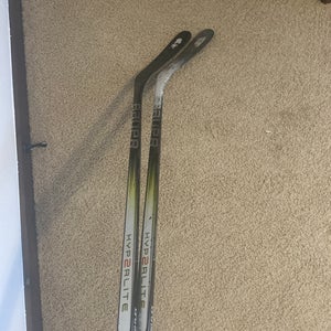 Intermediate Bauer Hyperlite 2 Right Handed Hockey Stick P28  (Used)