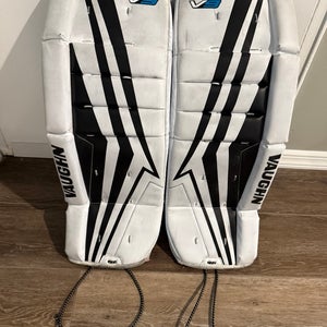 24"  V9 Vaughn Goalie Leg Pads - Youth