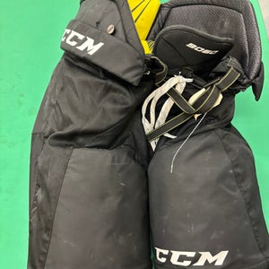 Black Senior Large CCM Tacks 9060 Hockey Pants (Used)