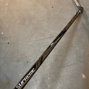 Intermediate Bauer Supreme 1S Hockey Stick Left Hand (Used)