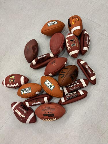Youth Wilson Footballs in bag(New)
