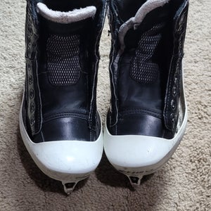 Bauer Elite Hockey Skates Size 3 (Used)